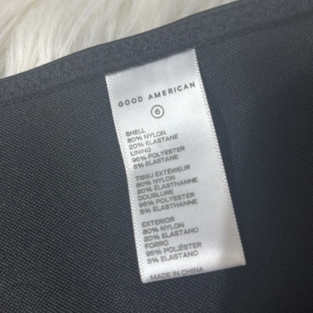 Good American Black Swim Bottoms Size 6 (3XL)